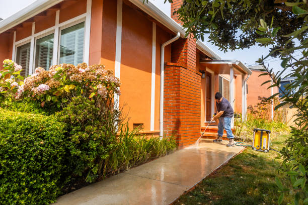 Best Garage Pressure Washing  in Fairmead, CA